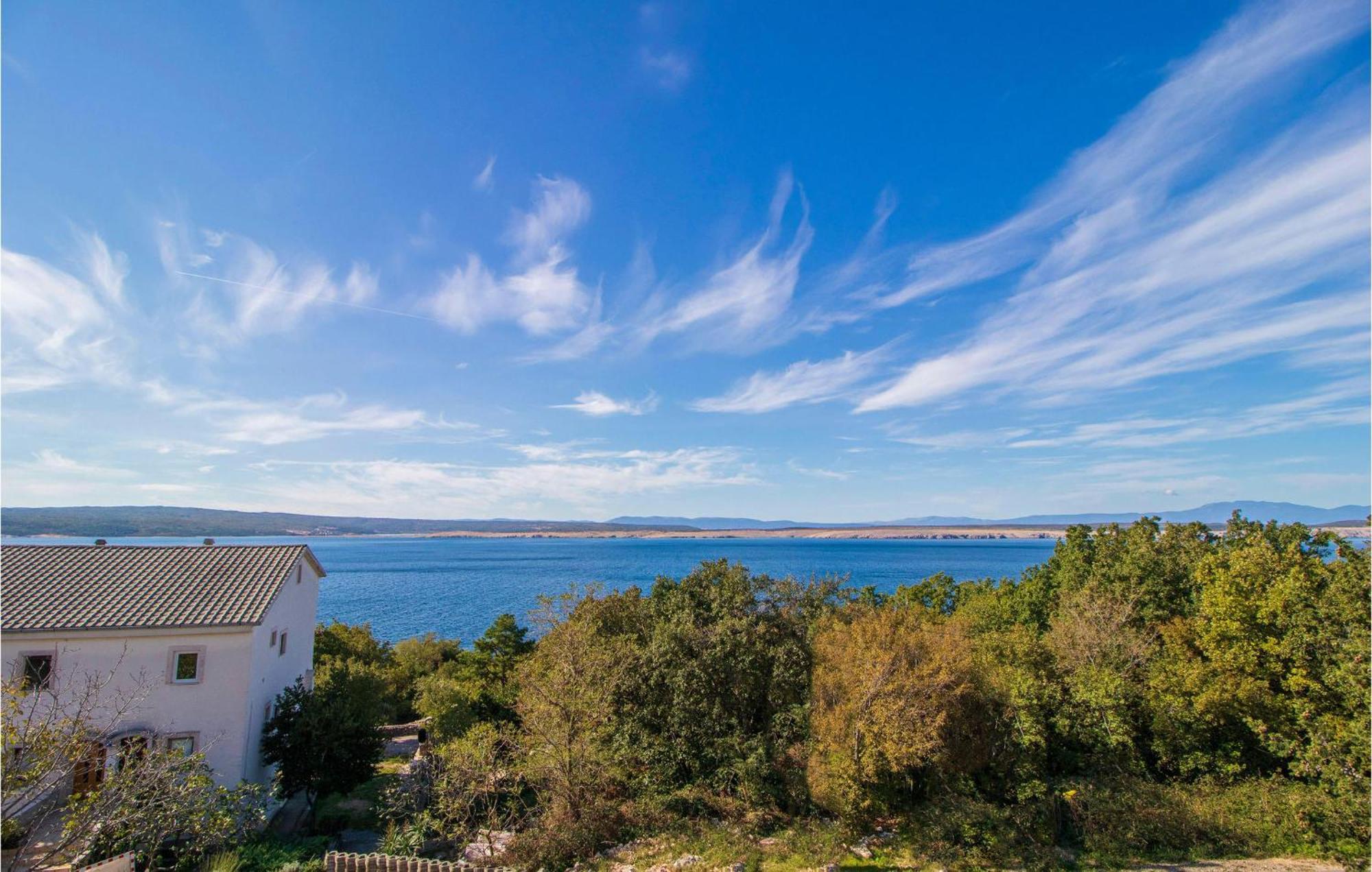 Stunning Apartment In Dramalj With House Sea View エクステリア 写真